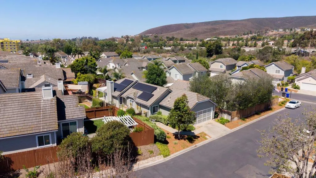 https://cdn.realtyfeed.com/cdn/127/306782659/70384cef3e96e50350be9d67a26a777a.webp
