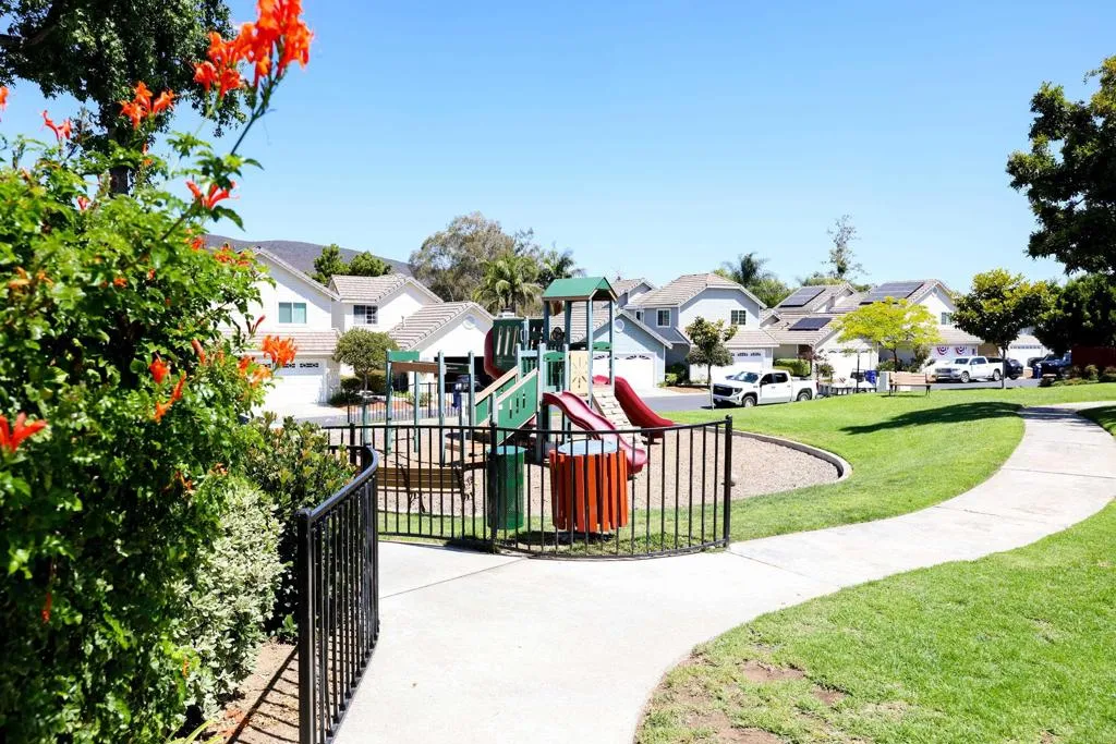 https://cdn.realtyfeed.com/cdn/127/306782659/80def1496c229b35e02befced201c9b4.webp