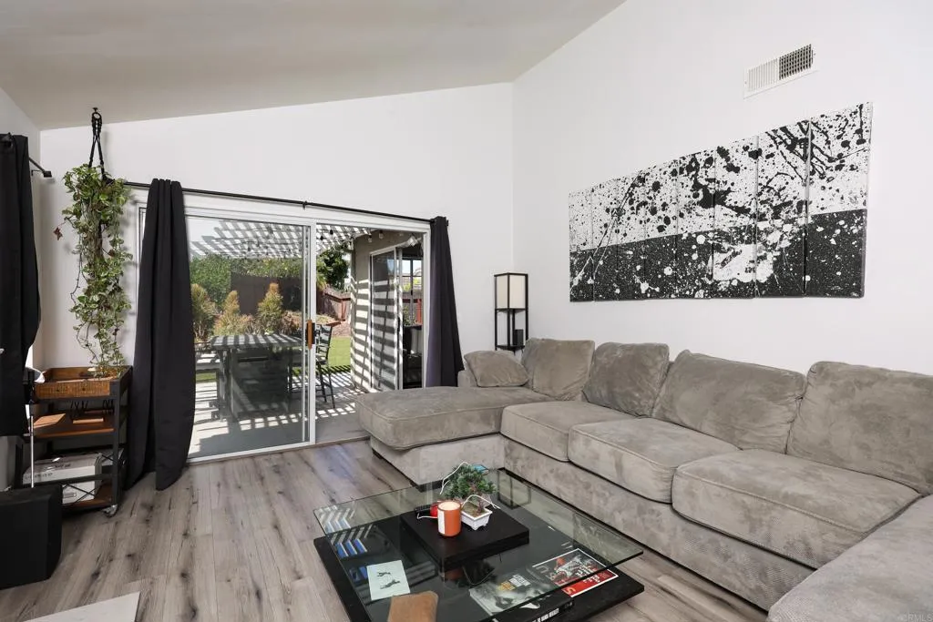 https://cdn.realtyfeed.com/cdn/127/306782659/95d432a6b44a021da519296b9c6d5cde.webp