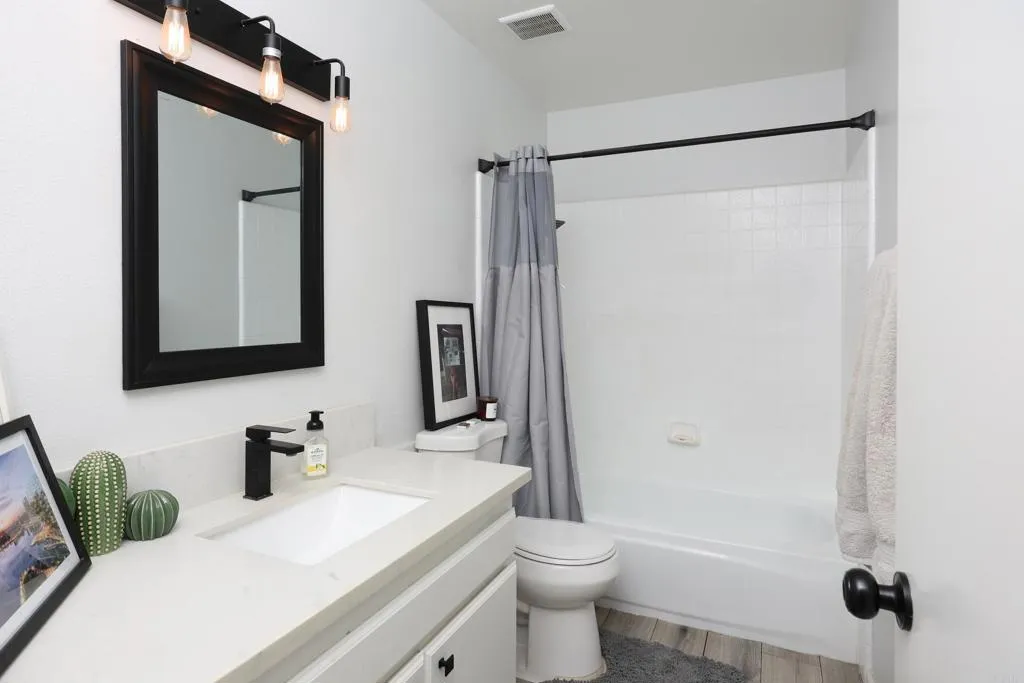 https://cdn.realtyfeed.com/cdn/127/306782659/96e033b5e3e4dd9448ee837ce70f2ddd.webp