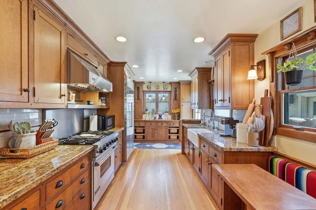 https://cdn.realtyfeed.com/cdn/127/306782766/6e6d95e8948c2e8f15da412cdc45a595.webp
