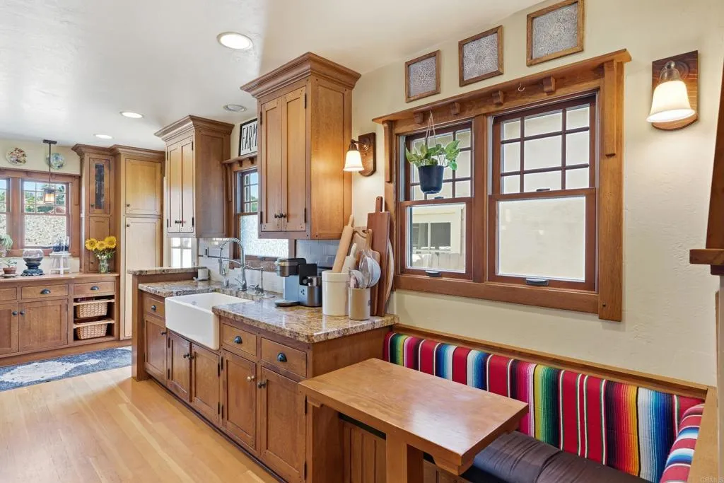 https://cdn.realtyfeed.com/cdn/127/306782766/7fa139aa0bd9a2df62ac1c9887bd79dc.webp