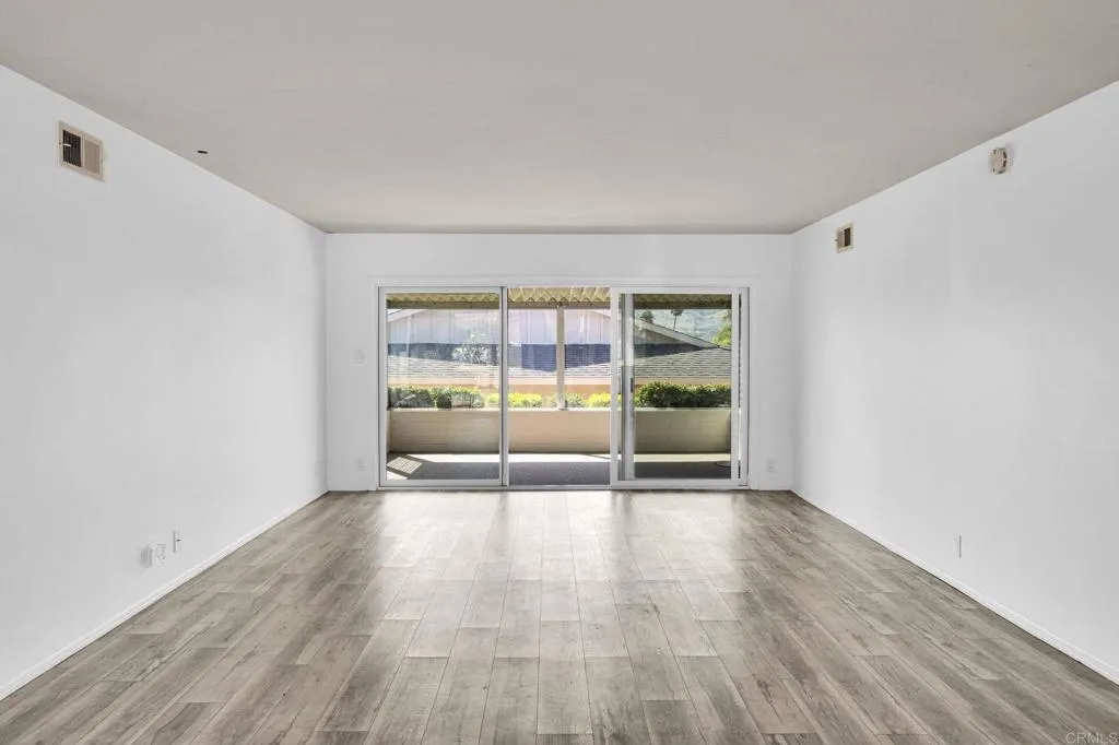 https://cdn.realtyfeed.com/cdn/127/306782787/4e53fe0b0f62c470161f61760ec1dedc.webp