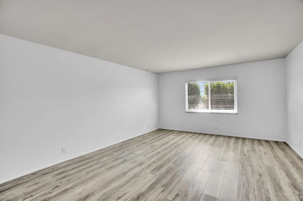 https://cdn.realtyfeed.com/cdn/127/306782787/6bd3e833014d73728d607cdb645468ac.webp