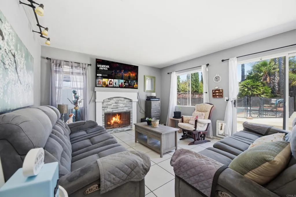 https://cdn.realtyfeed.com/cdn/127/306782900/8c76734ce71adc53621bef124bdab895.webp