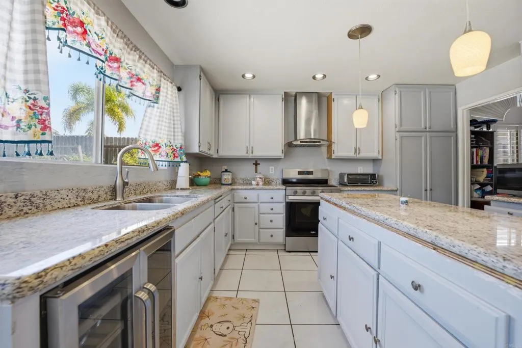 https://cdn.realtyfeed.com/cdn/127/306782900/8eb8a8088b7e044fccc616ace8c3b416.webp