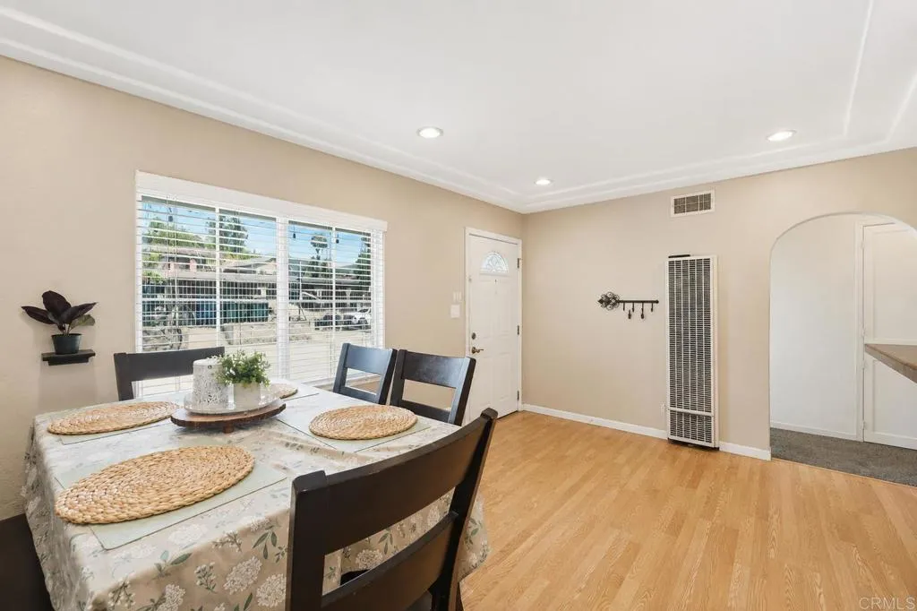 918 Galopago, Spring Valley, CA 91977 - Photo 4 of 19, Spring Valley, CA