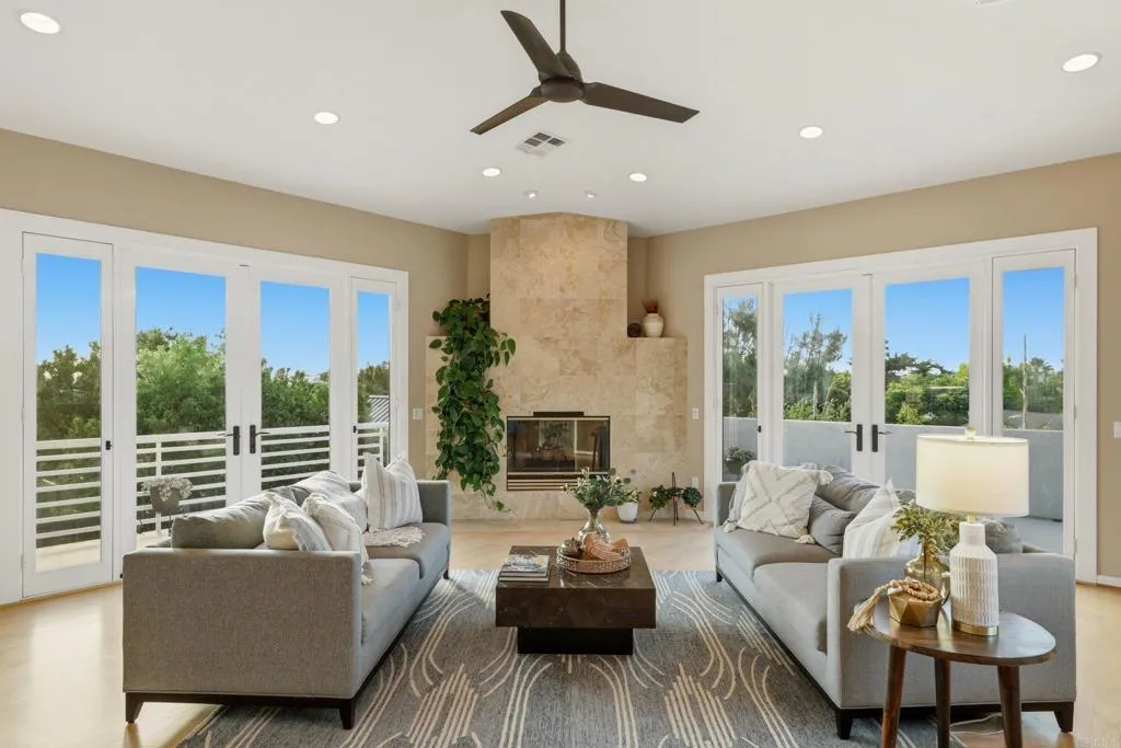 https://cdn.realtyfeed.com/cdn/127/306782946/0469af178c6e00d9091636e8f066426d.webp