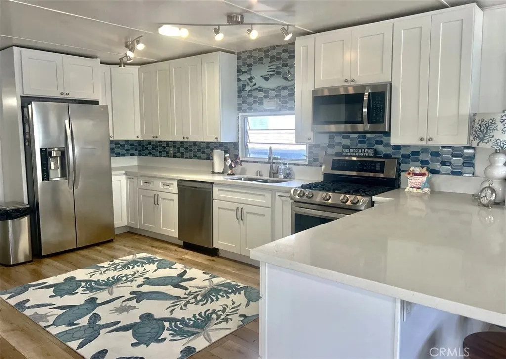 246 S Bayside, Newport Beach, CA 82660 - Photo 5 of 24, Newport Beach, CA