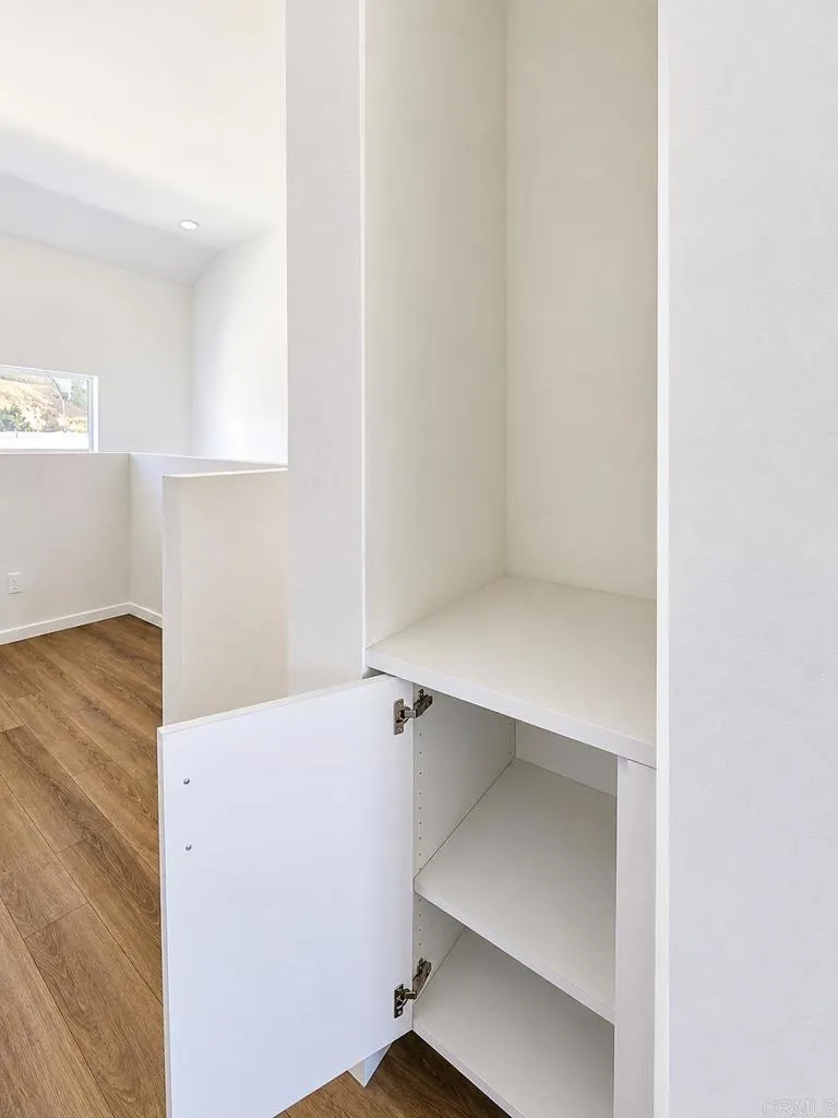https://cdn.realtyfeed.com/cdn/127/306782991/0ff5a7f9ce5d33395142e6607a0ae684.webp