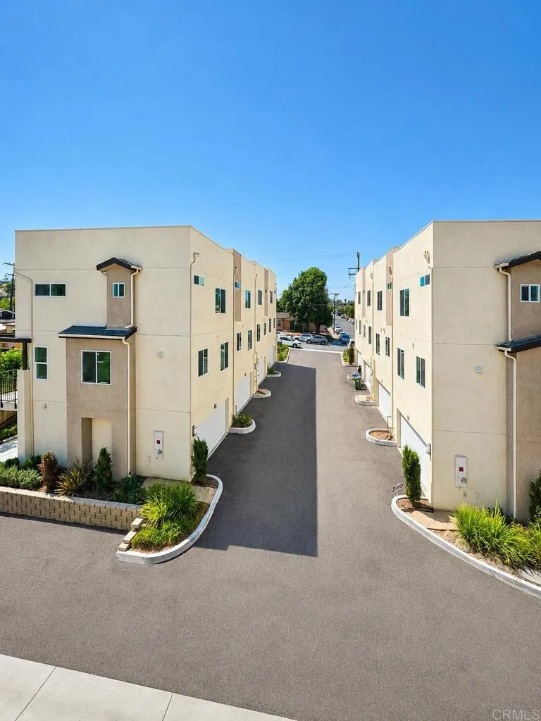 https://cdn.realtyfeed.com/cdn/127/306782991/82f14fd97bc91999b04b110c68782017.webp