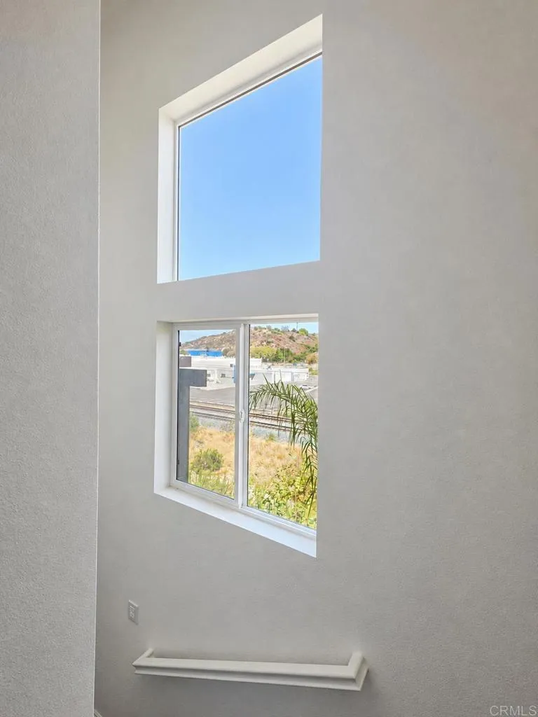 https://cdn.realtyfeed.com/cdn/127/306782991/a012e953bb25c7465be2aaa09d278d30.webp