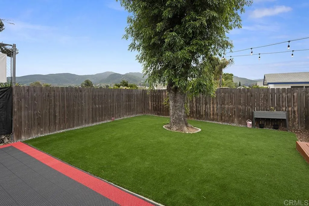 8427 Carlton Oaks Drive, Santee, CA 92071 - Photo 4 of 10, Santee, CA