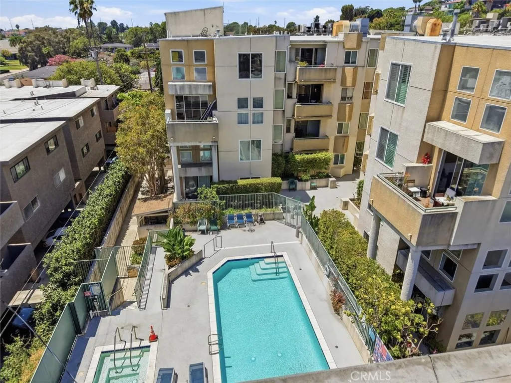 Los Angeles, CA 90034