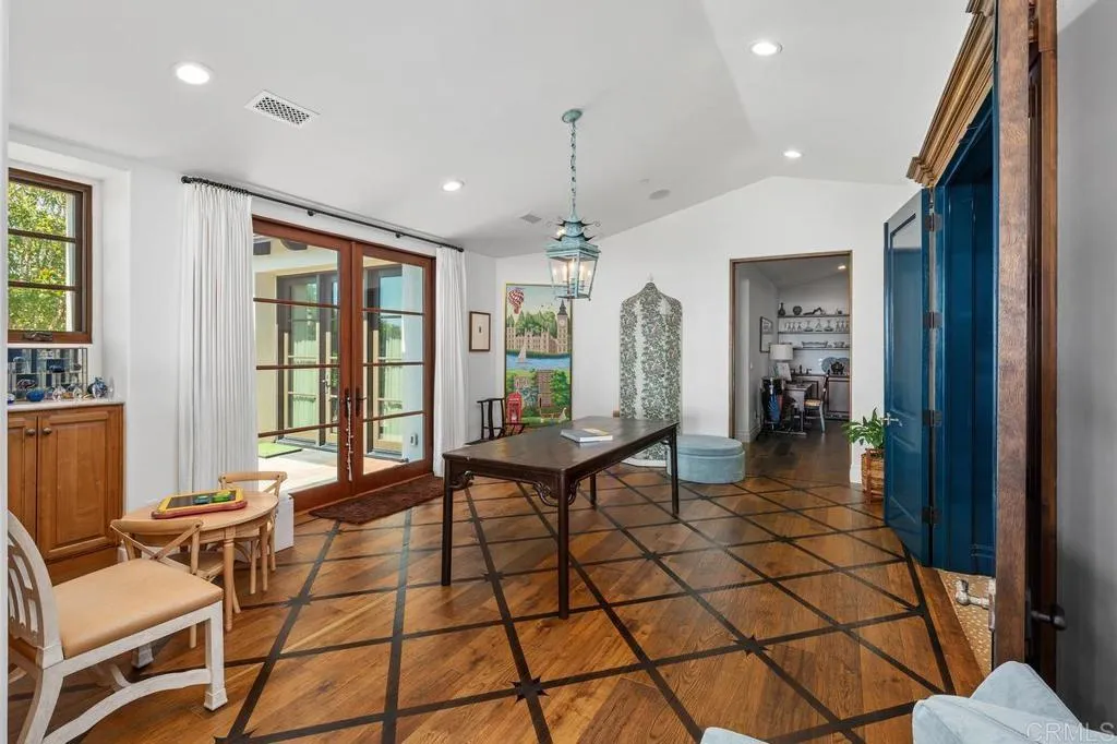 https://cdn.realtyfeed.com/cdn/127/306783021/132d08b5a06c375859a8eb7f26df5f7f.webp