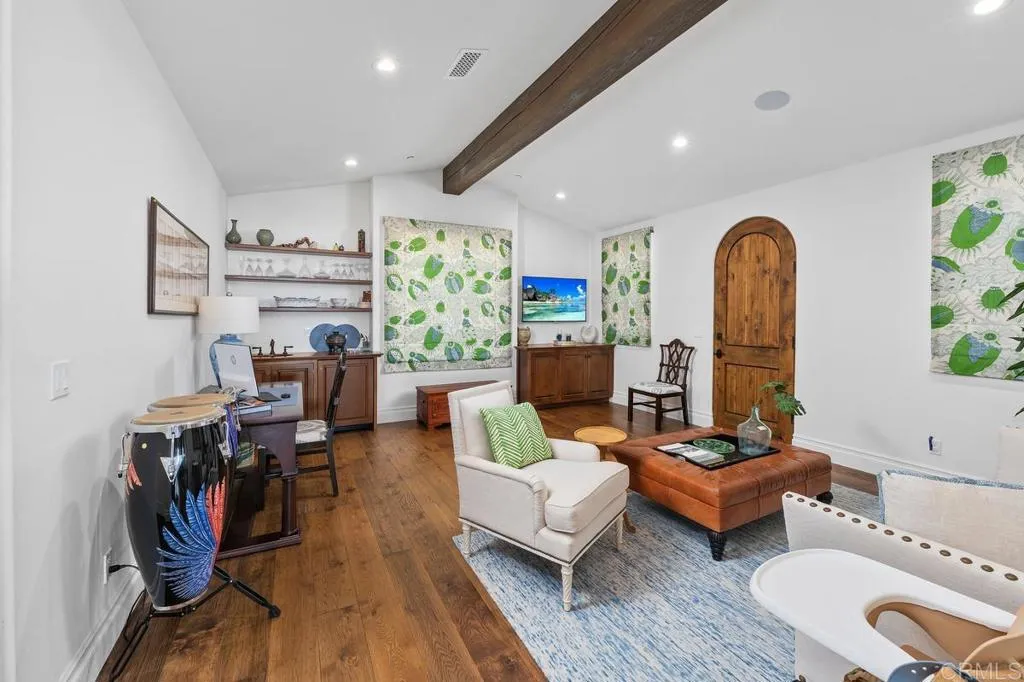 https://cdn.realtyfeed.com/cdn/127/306783021/5d68db98d5788dec2632142d93451eab.webp