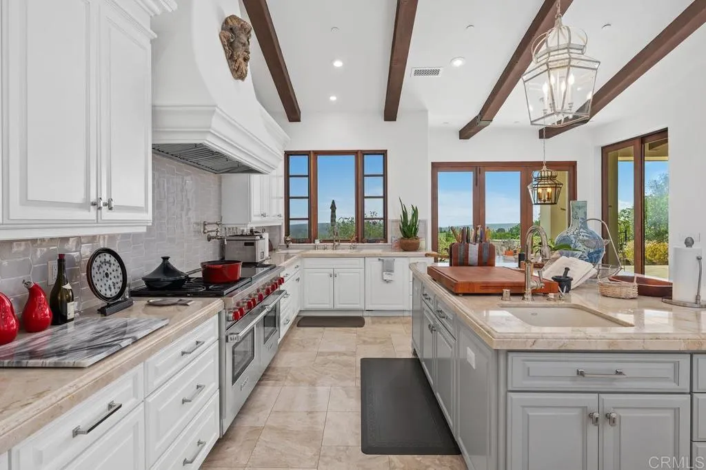https://cdn.realtyfeed.com/cdn/127/306783021/995de8b17a99604728bdb0463ef97a63.webp