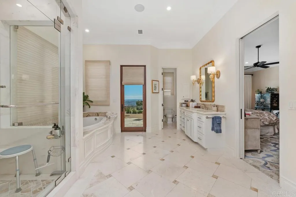 https://cdn.realtyfeed.com/cdn/127/306783021/db519bea332c2e8742d58249c88e4c7d.webp