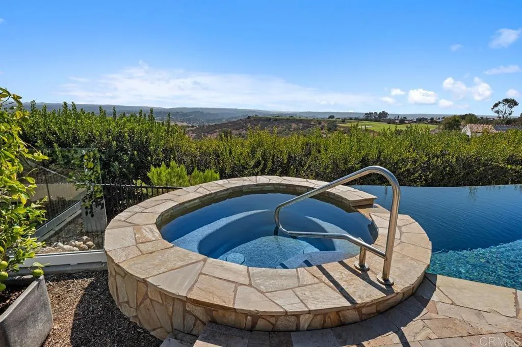 https://cdn.realtyfeed.com/cdn/127/306783021/efe75da33309df3fe7903a83b9a7ba3d.webp