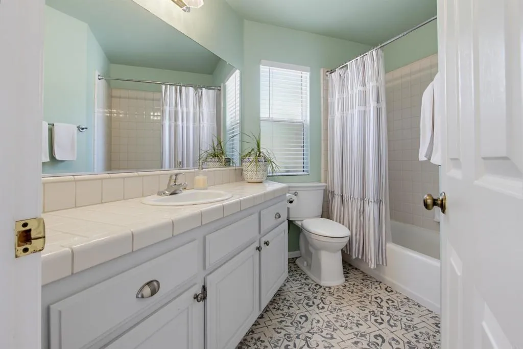 https://cdn.realtyfeed.com/cdn/127/306783050/cd610a9228c18b82ead70200f8b8d2c5.webp