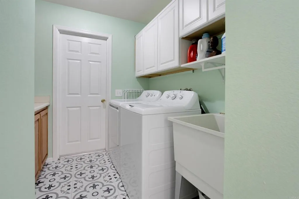 https://cdn.realtyfeed.com/cdn/127/306783050/d5f0f7e83e27fbba4a4eafcbc080a2b1.webp
