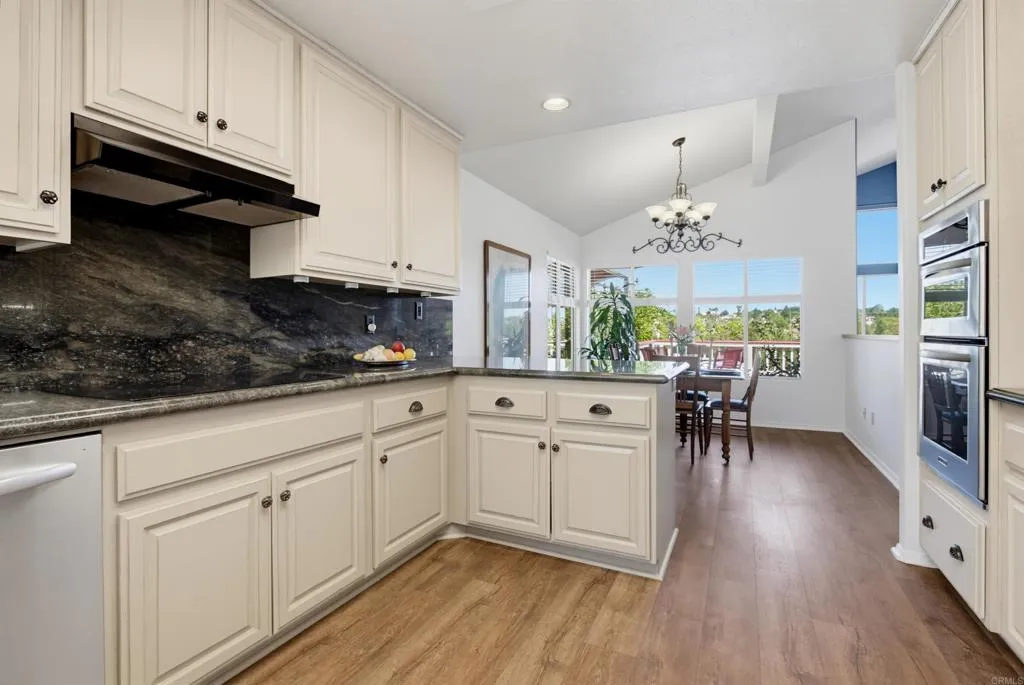 https://cdn.realtyfeed.com/cdn/127/306783050/ebbdfaa09342b061934c384761e4c010.webp