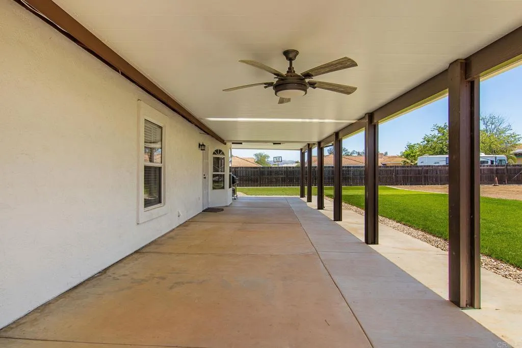https://cdn.realtyfeed.com/cdn/127/306783069/1adb9559da98001cd4ca4000efdc4854.webp