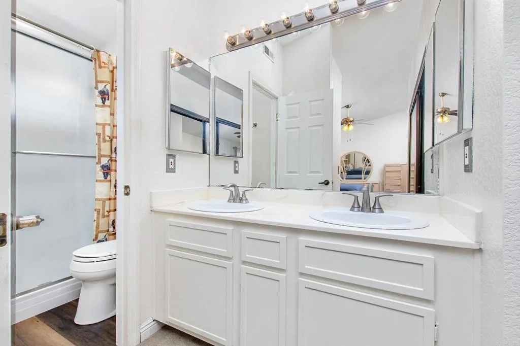 https://cdn.realtyfeed.com/cdn/127/306783069/59f81247bf51d0300bda39e993adb649.webp