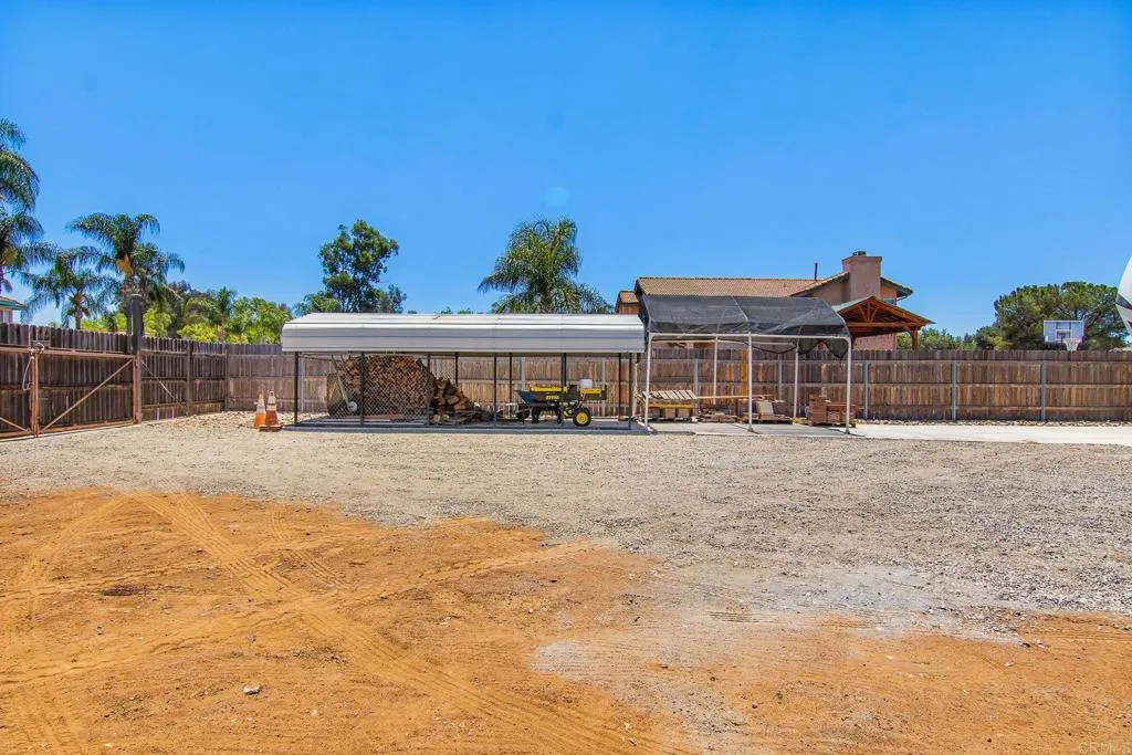 https://cdn.realtyfeed.com/cdn/127/306783069/68cf2f9d660fc5ed066b4112731d1f78.webp