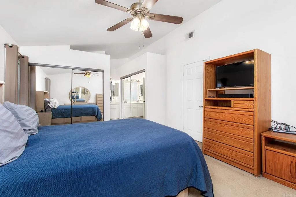 https://cdn.realtyfeed.com/cdn/127/306783069/766aae1ee66b35d6825342c6856f5ad6.webp