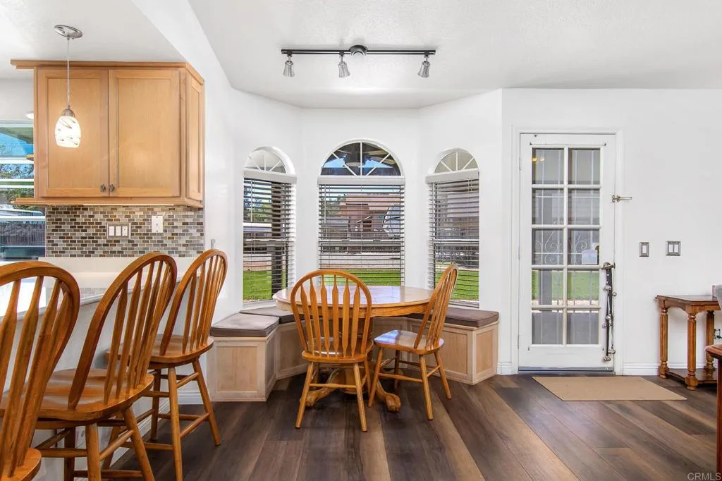 https://cdn.realtyfeed.com/cdn/127/306783069/d7cd75cf866edfa0d6799f8effcbf3a5.webp