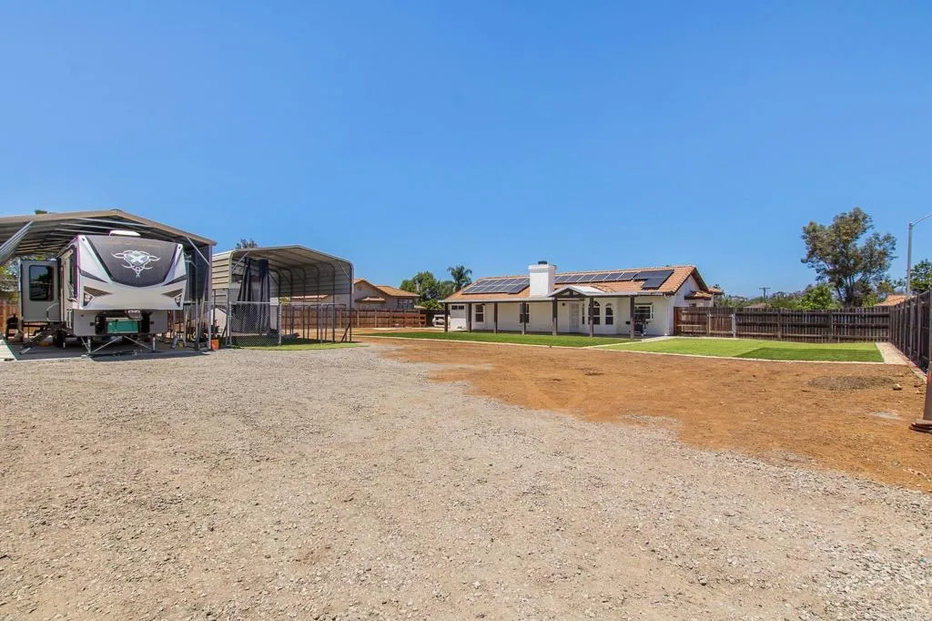 https://cdn.realtyfeed.com/cdn/127/306783069/dc9058078598fe78c4935f92deeabf83.webp