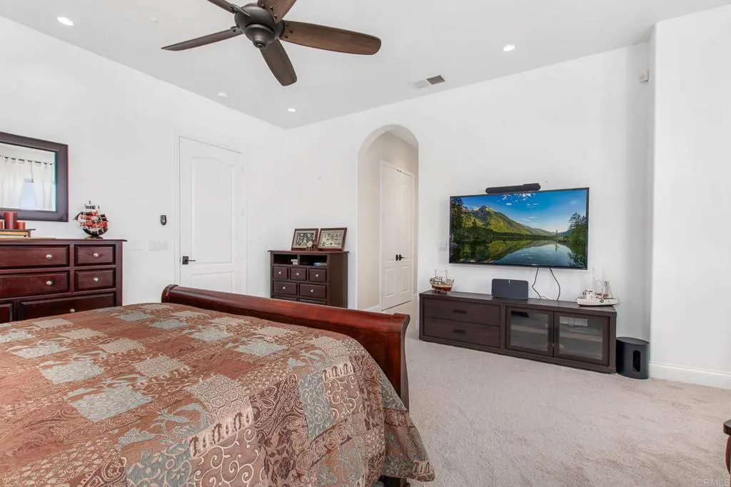 https://cdn.realtyfeed.com/cdn/127/306783086/0b3e36b99c65ae0c06c982c0f3280ab3.webp