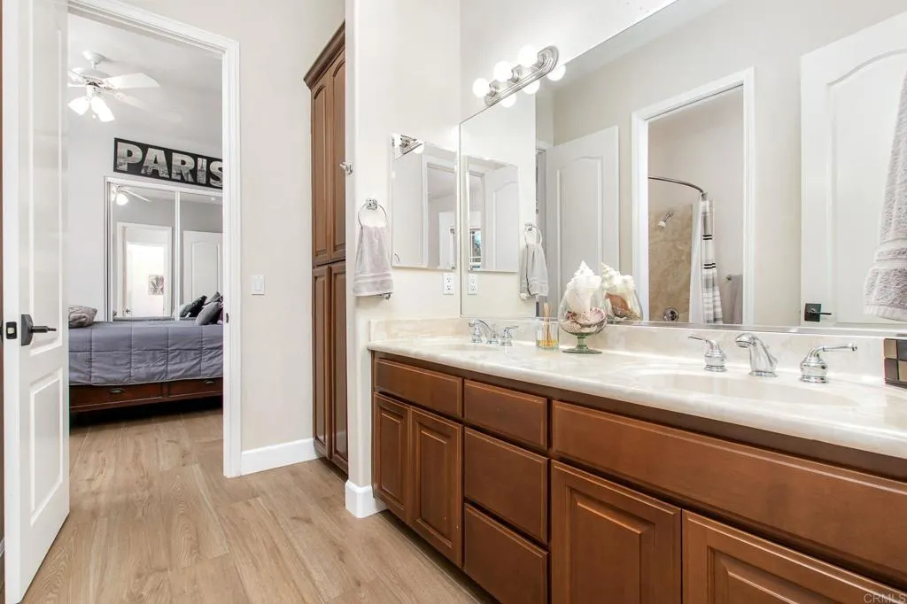 https://cdn.realtyfeed.com/cdn/127/306783086/2867d9ea275c704413554425cbff4824.webp