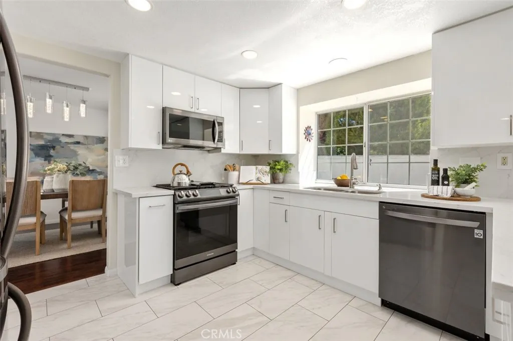 https://cdn.realtyfeed.com/cdn/127/306783115/d3c695bf739820e80b2c4e0d4a5ab2f3.webp