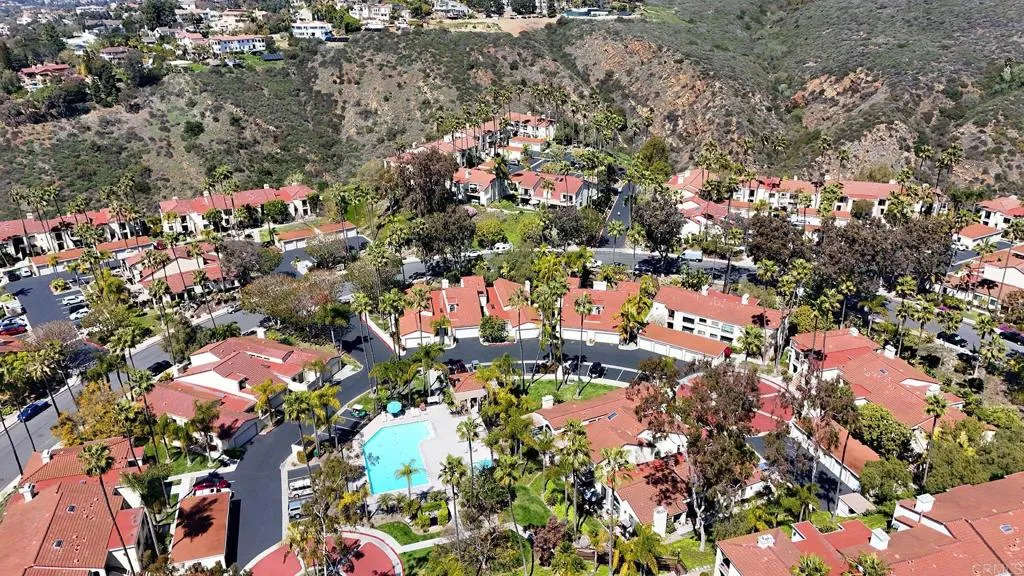 https://cdn.realtyfeed.com/cdn/127/306783118/d81da746e2cf463ac4515f3d4402eddf.webp