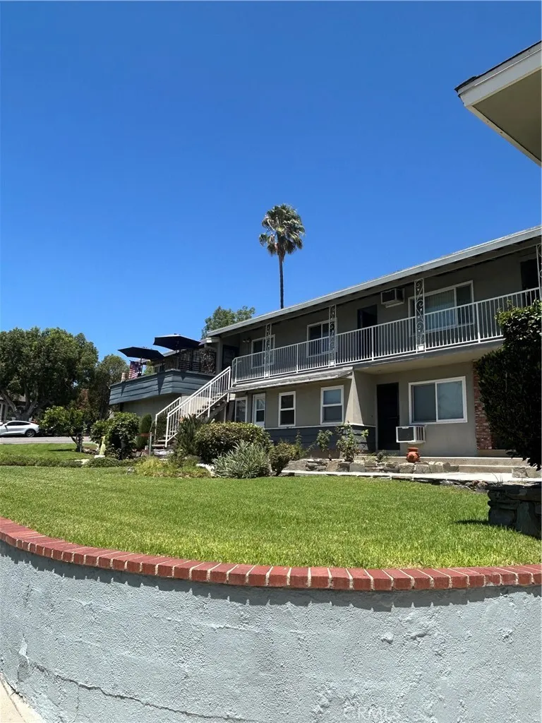 Sierra Madre, CA 91024