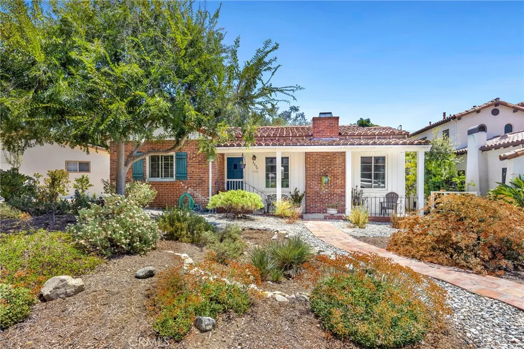 Glendale, CA 91208