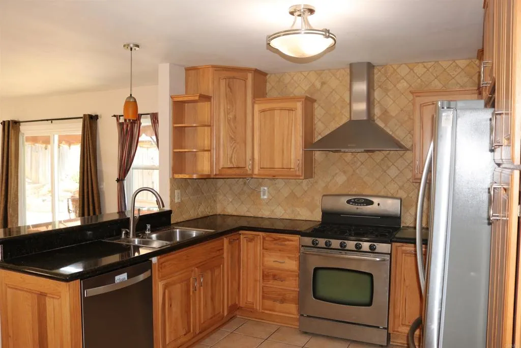 11235 Brockway Street, El Cajon, CA 92021 - Photo 5 of 20, El Cajon, CA