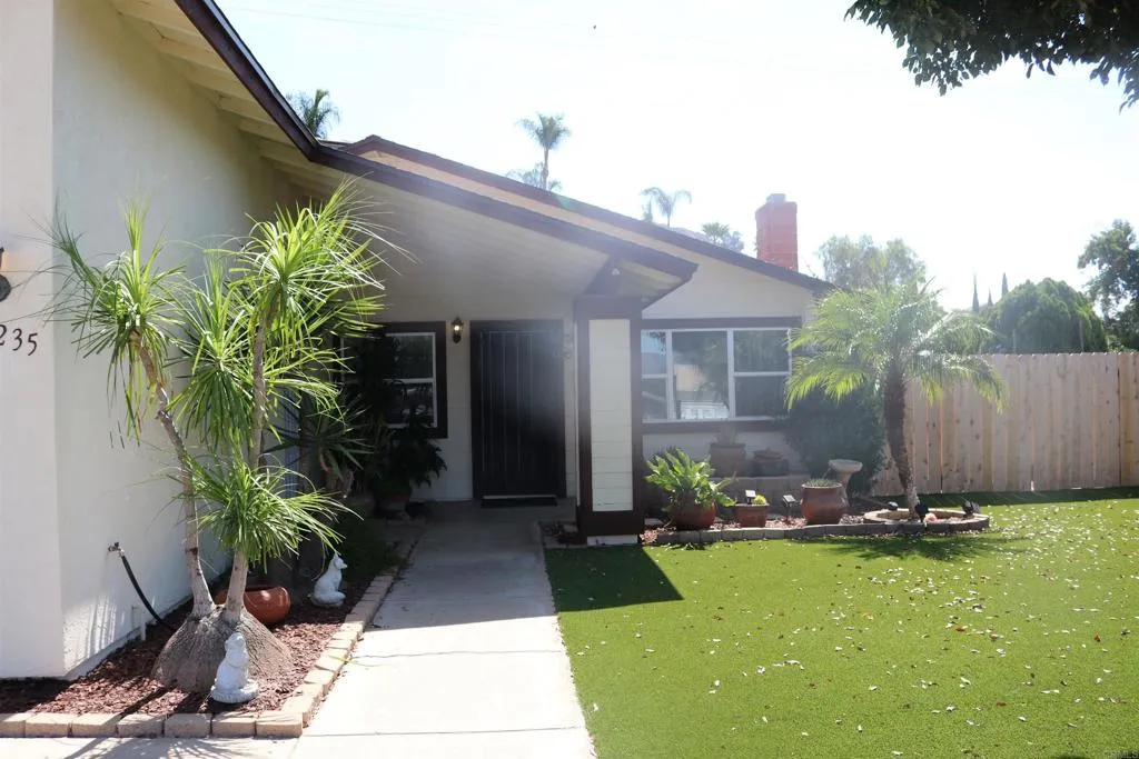 11235 Brockway Street, El Cajon, CA 92021 - Photo 4 of 20, El Cajon, CA