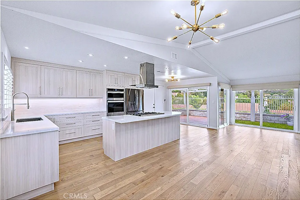Mission Viejo, CA 92692