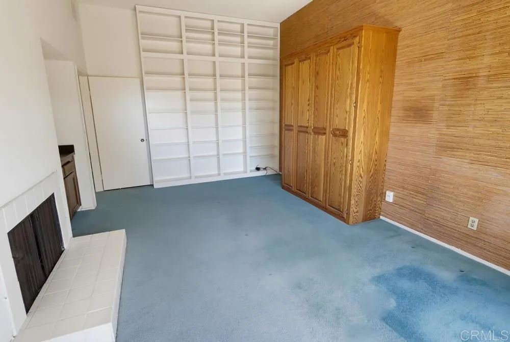 https://cdn.realtyfeed.com/cdn/127/306783280/914c6be47129e7a392e08b8c5dd11c4a.webp