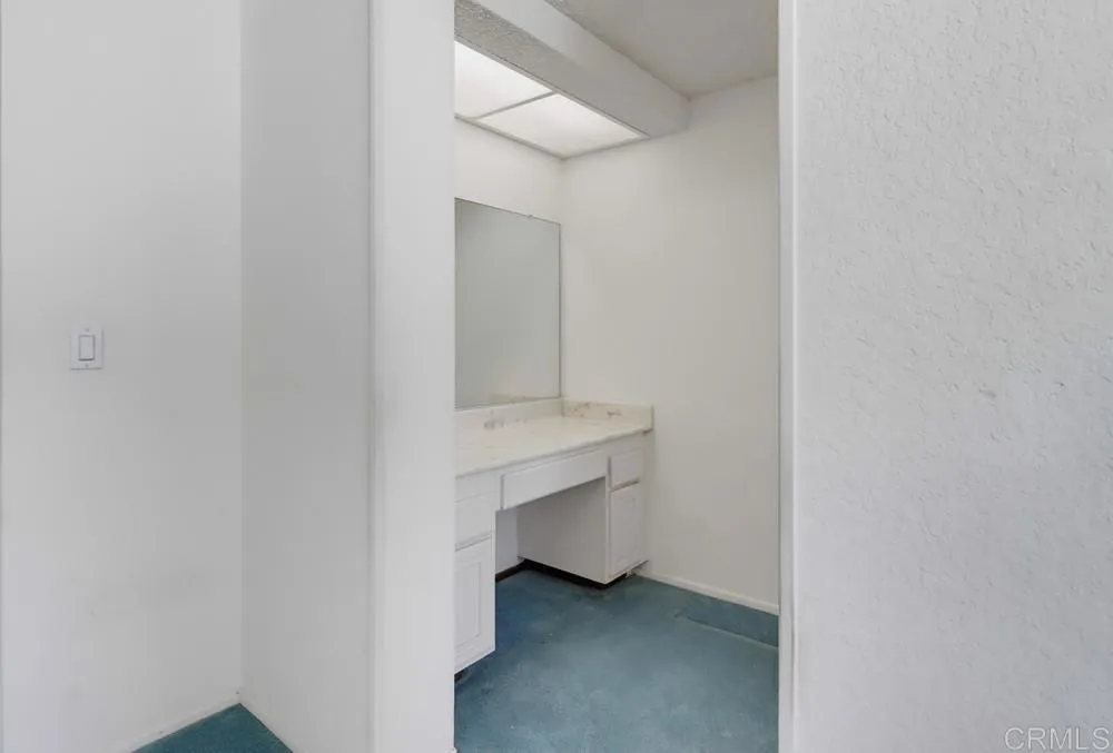 https://cdn.realtyfeed.com/cdn/127/306783280/e8fbeca7e2b24fbb85eb3d203f0f8705.webp