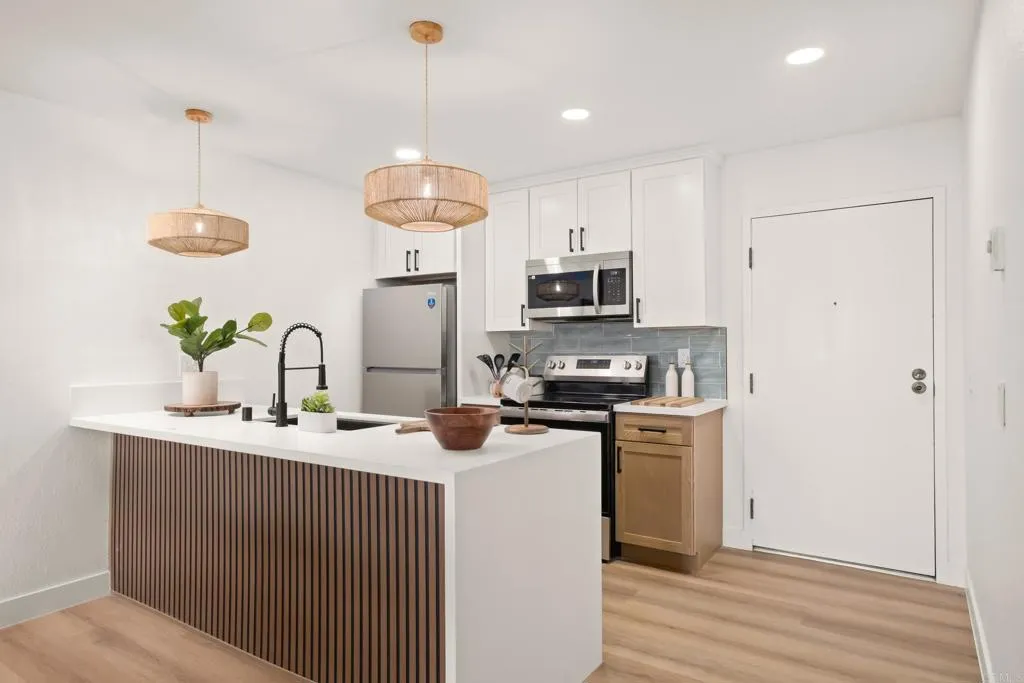 Photo #9: PTP2605845 Listing: Photo #9