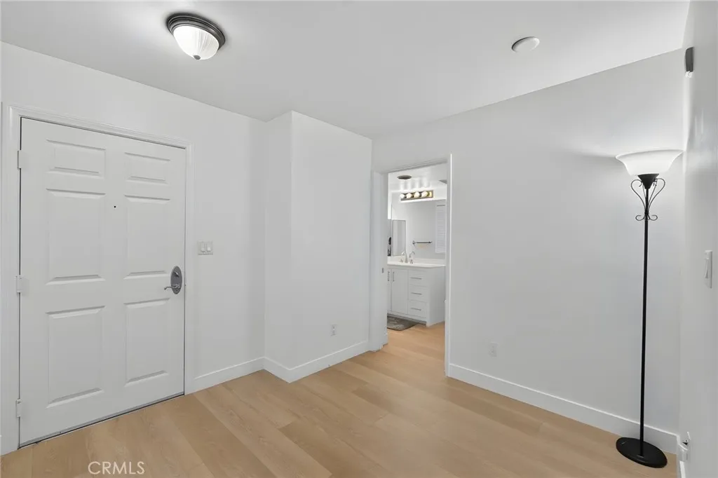 Photo #8: SW26168690 Listing: Photo #8