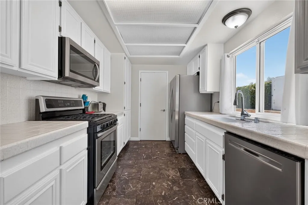 https://cdn.realtyfeed.com/cdn/127/306783287/09852e82dac05e48fa835f749dd1aae5.webp