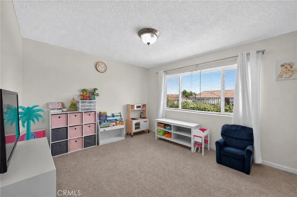 https://cdn.realtyfeed.com/cdn/127/306783287/24dee5b81c70b6720f0159c07970a6a6.webp