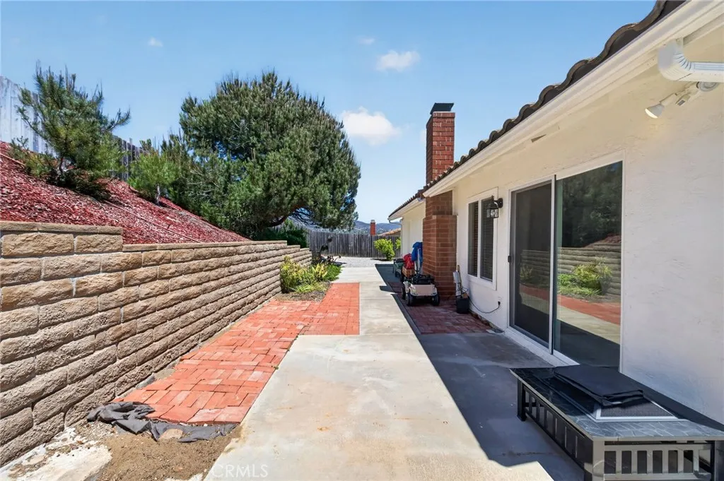 https://cdn.realtyfeed.com/cdn/127/306783287/28670a1c829958e0f7494ffdb860b44d.webp