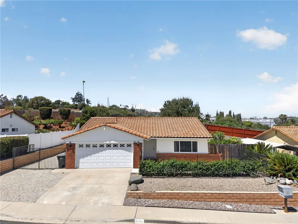 https://cdn.realtyfeed.com/cdn/127/306783287/4332fac86951c741be674f10a0cb01d2.webp