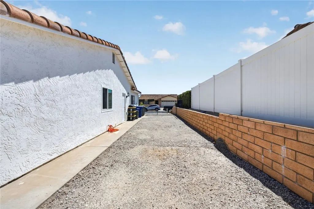 https://cdn.realtyfeed.com/cdn/127/306783287/7acddf13f8db31a4d9394f8329b32e7c.webp
